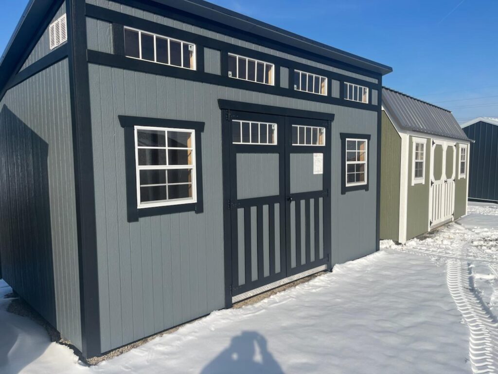 10x16 Painted Studio