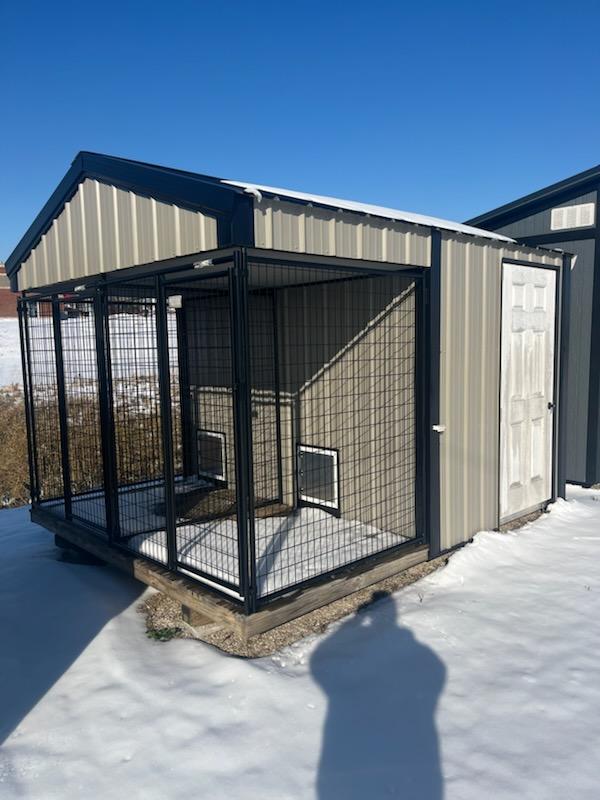 IMG_0141 10x12 Metal 2-Dog Kennel