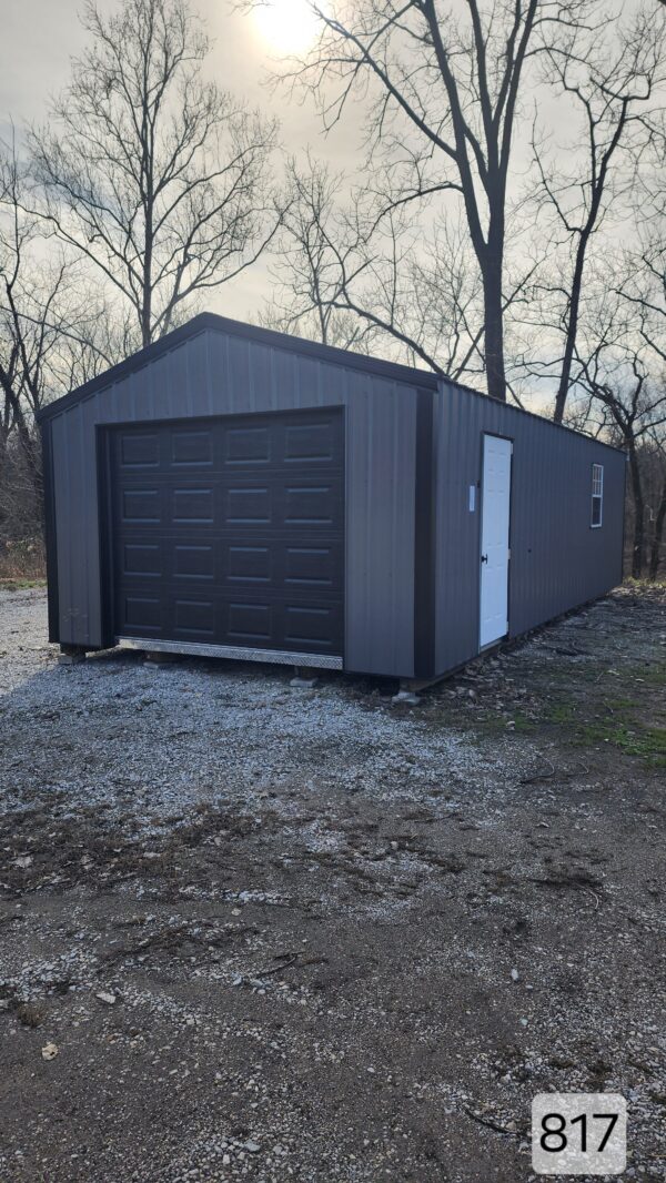 20260109_124817 14x32 Metal Garage