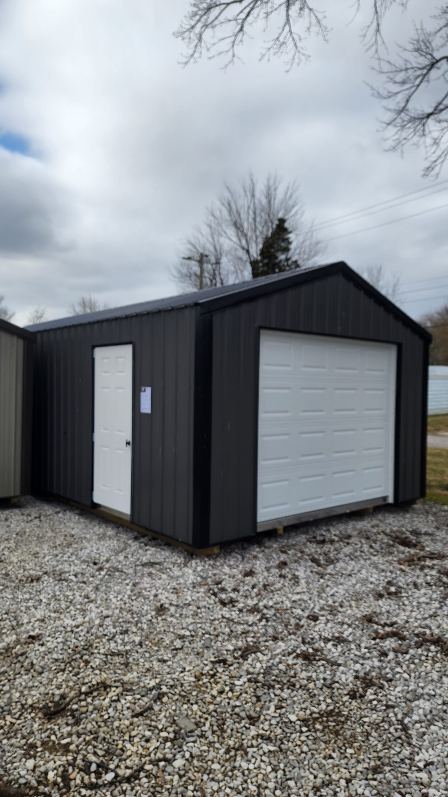 14×32 Metal Garage