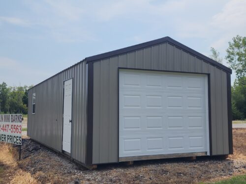 17860334150212279818264671828581 14x32 Metal Garage