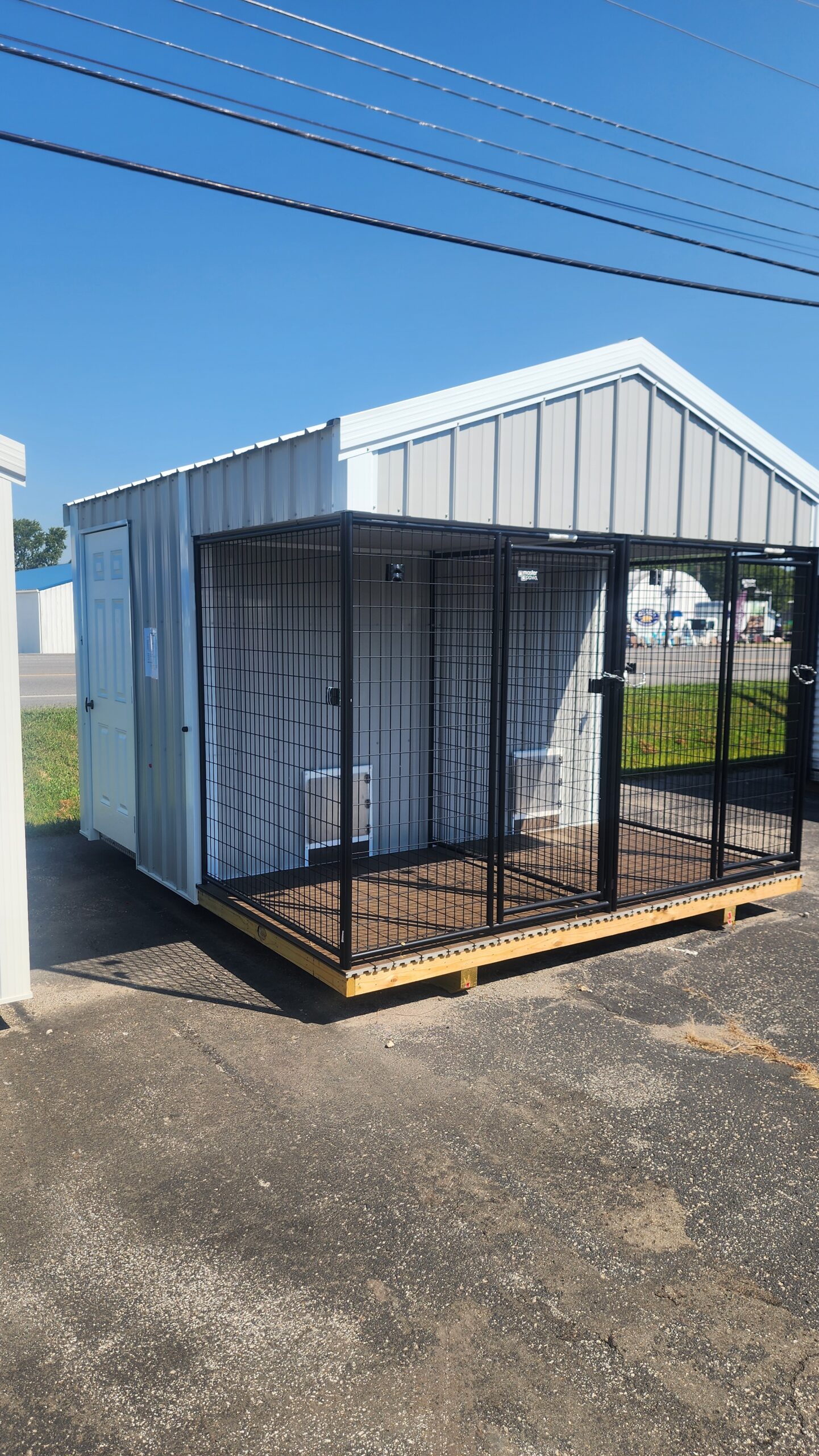 10×12 Metal Dog Kennel